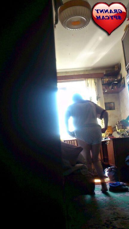 GRANNY SPYCAM 