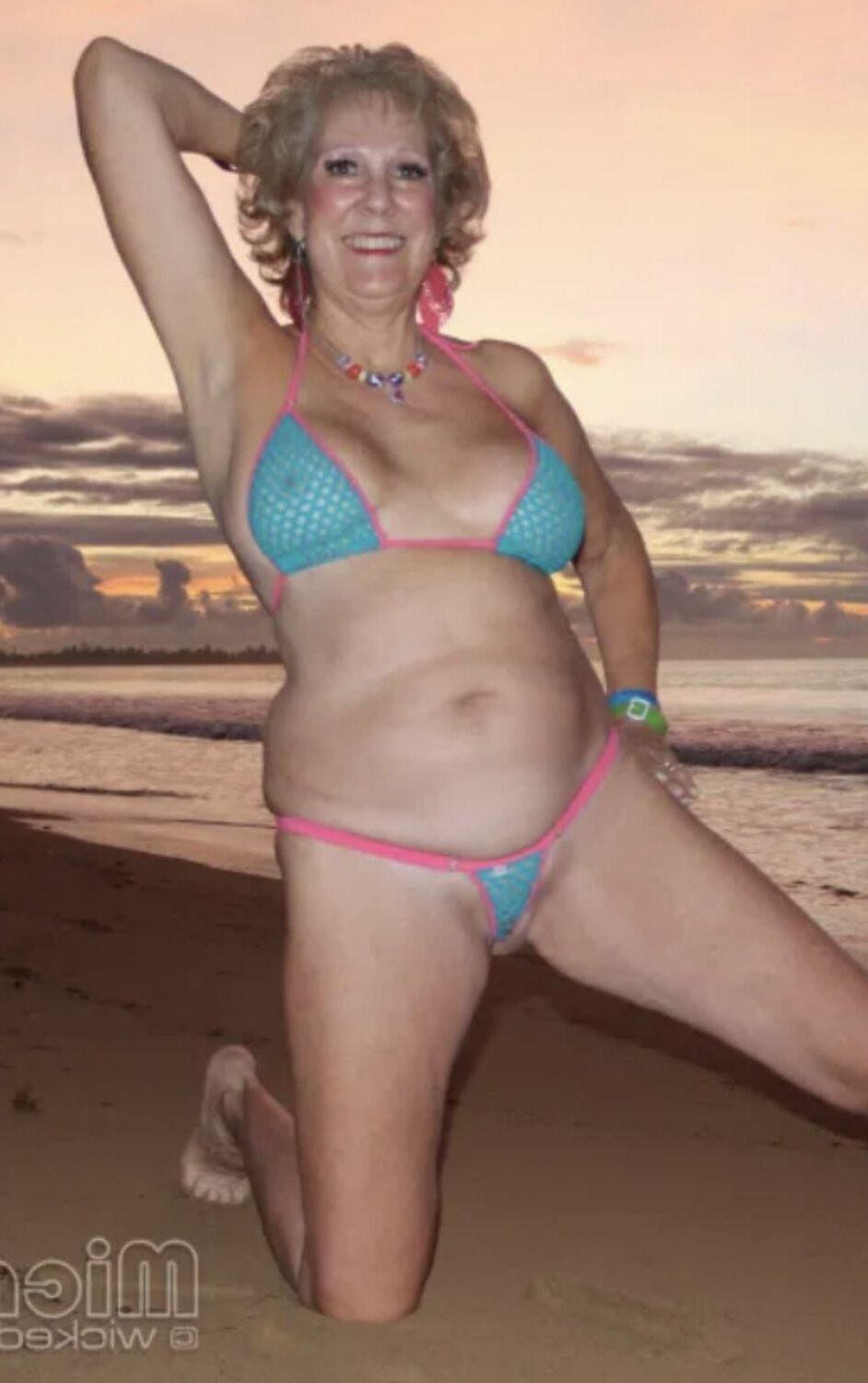 Magnificent GILF