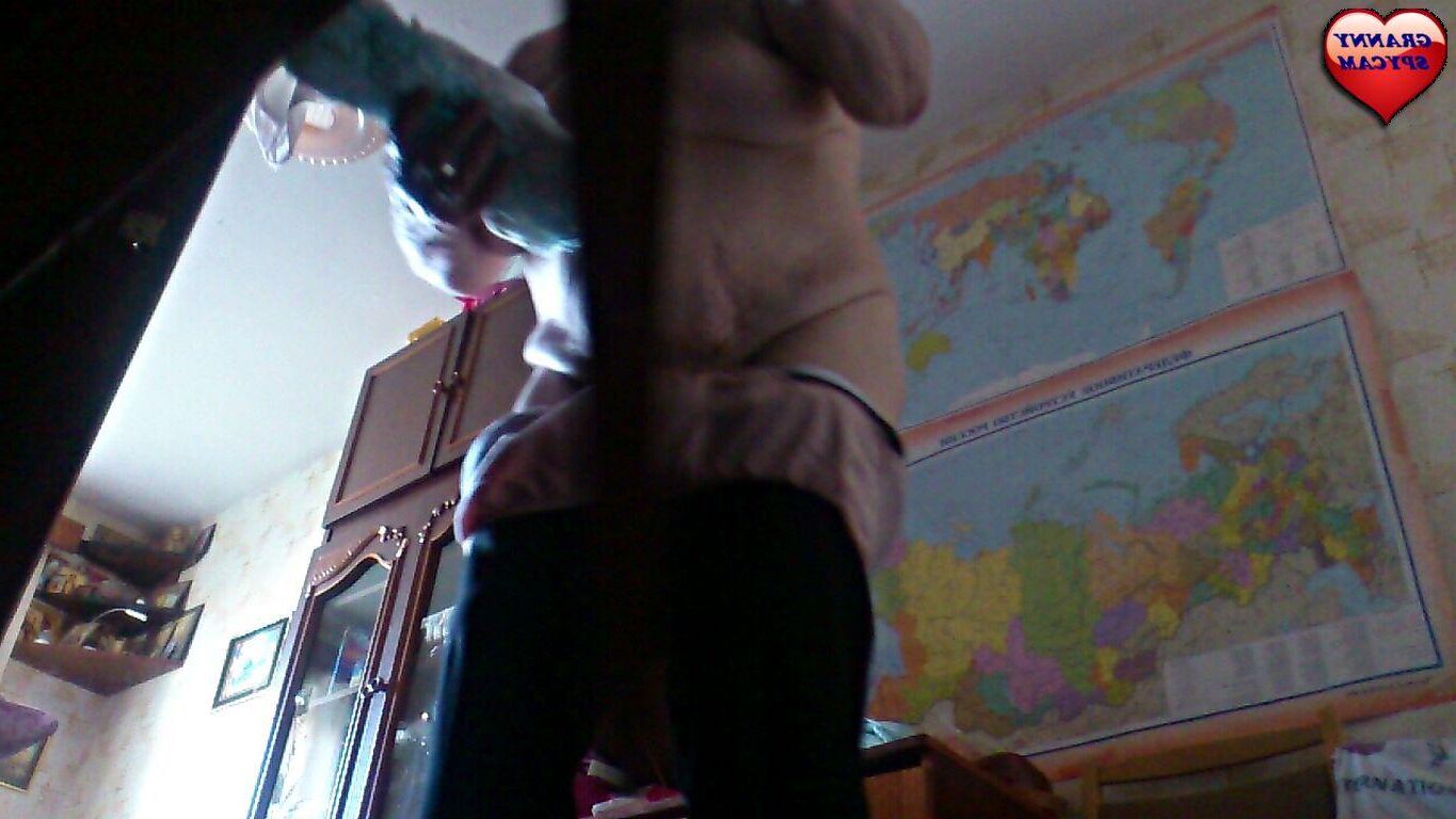 GRANNY SPYCAM 