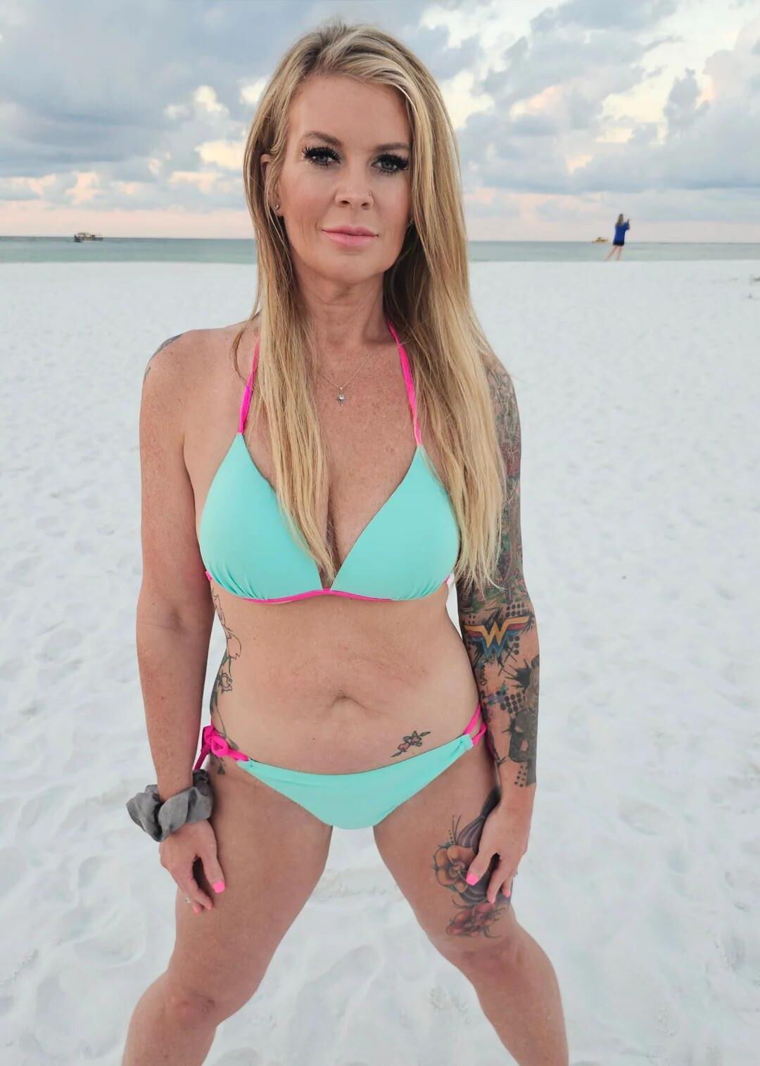 Scarlettefever Hot Blonde MILF de Reddit