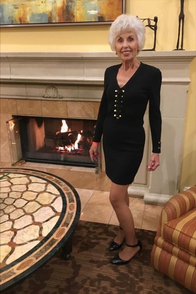 OLDER LADIES I WOULD LIKE IN MY BED N°