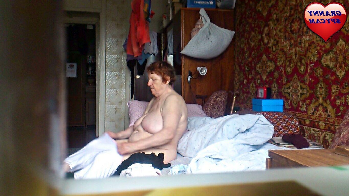GRANNY SPYCAM 