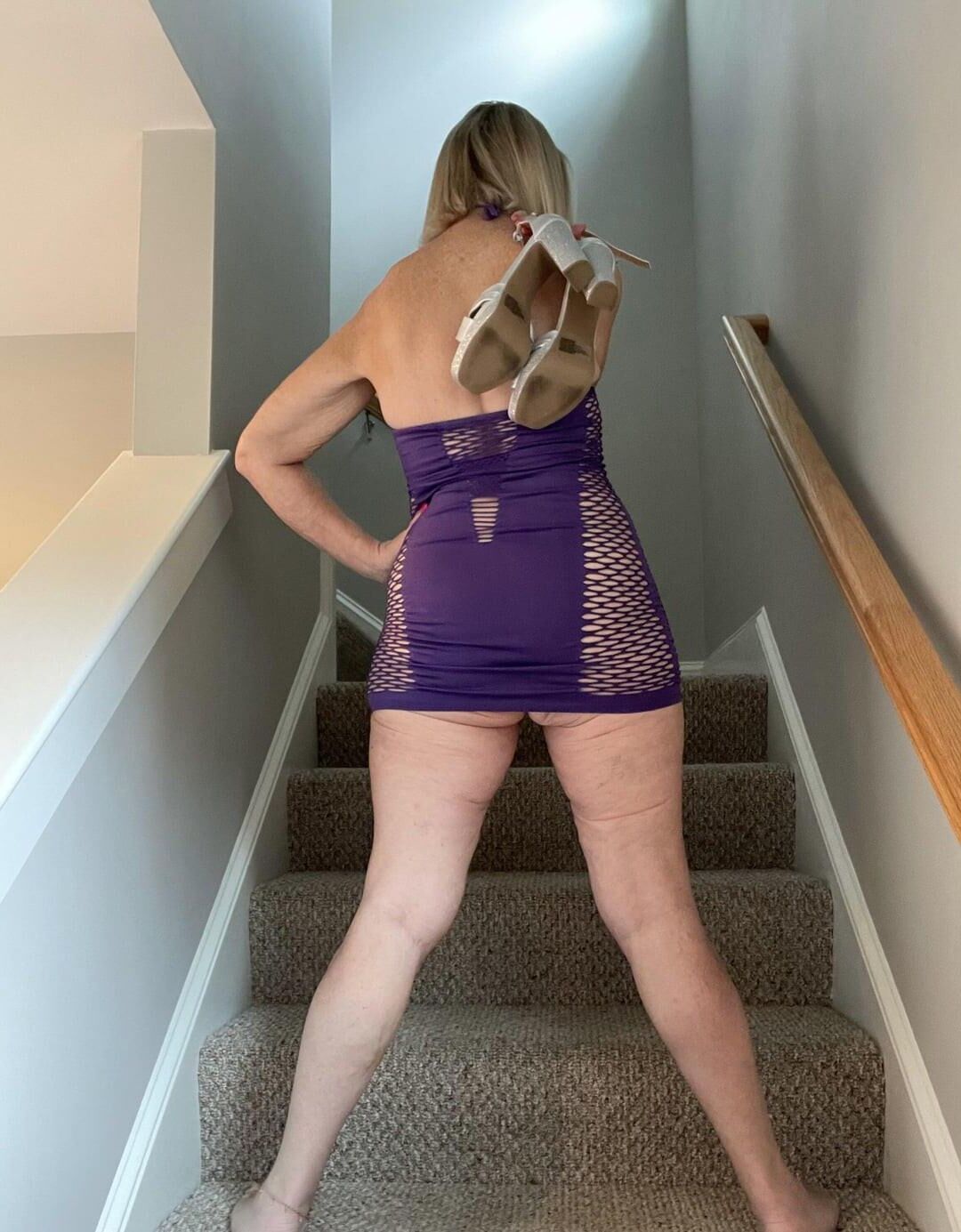 Incredible GILF