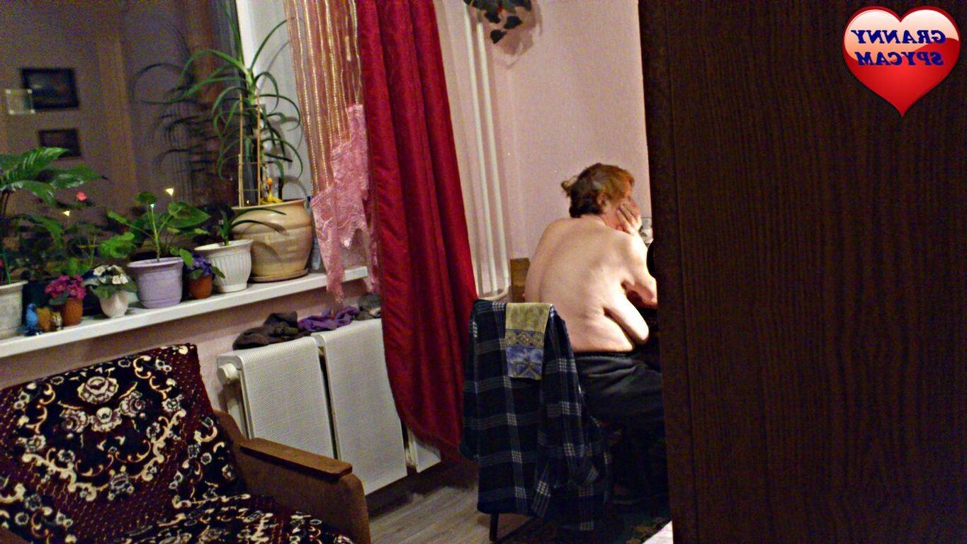 GRANNY SPYCAM 