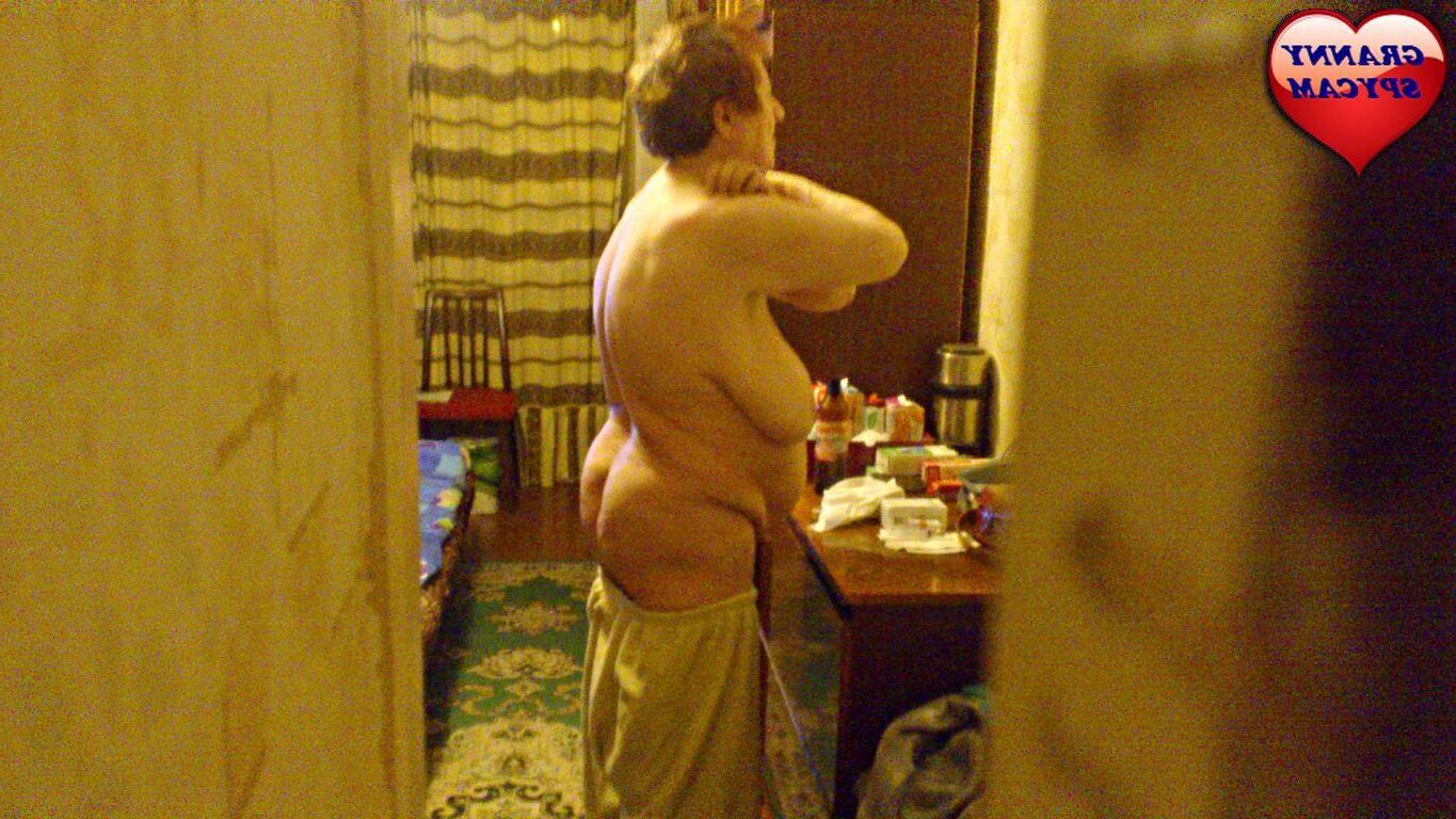 GRANNY SPYCAM 