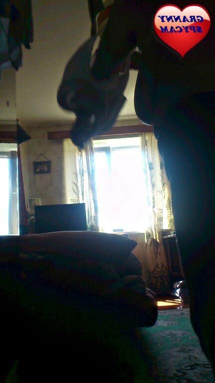 GRANNY SPYCAM 