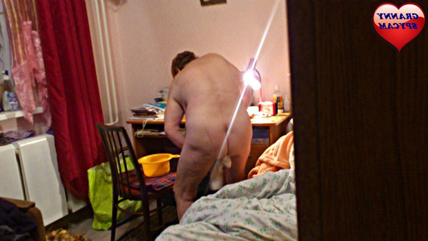 GRANNY SPYCAM 
