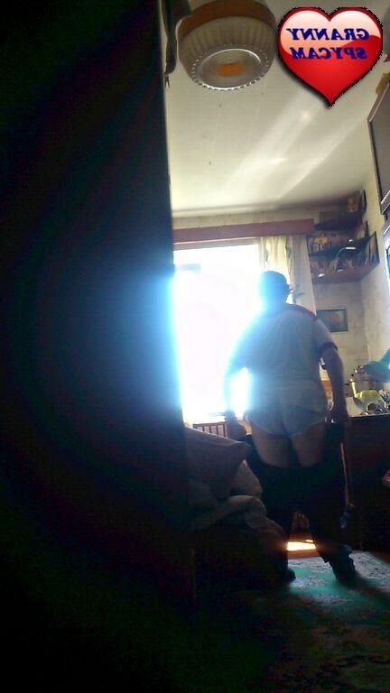 GRANNY SPYCAM 