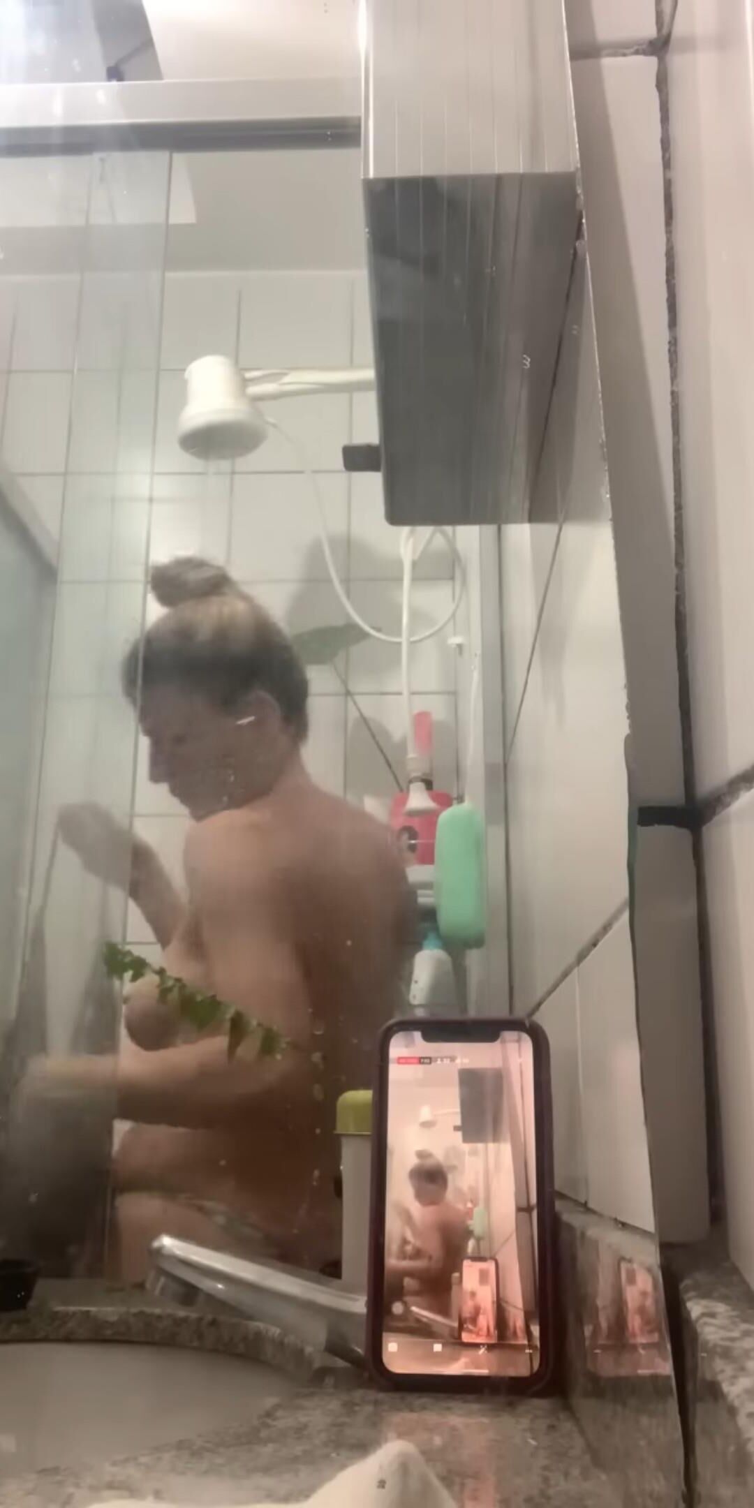Mom has long nipples