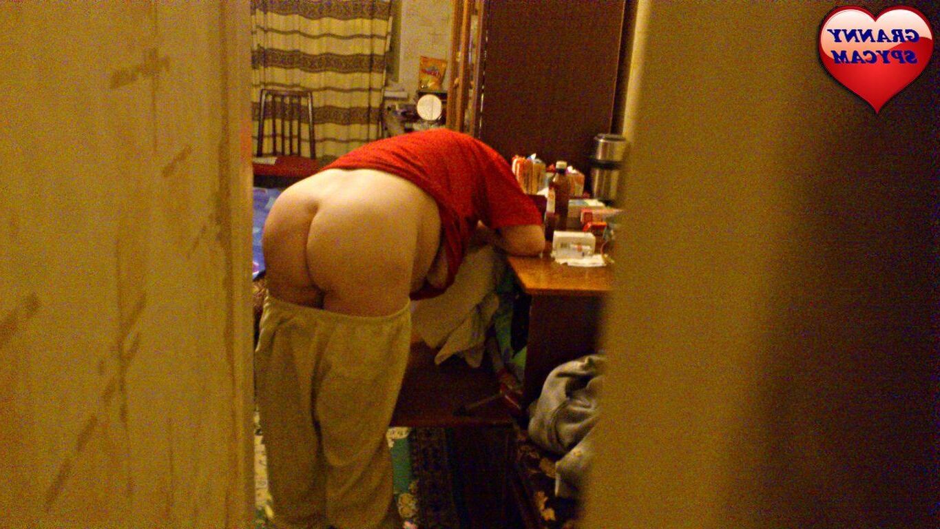 GRANNY SPYCAM 