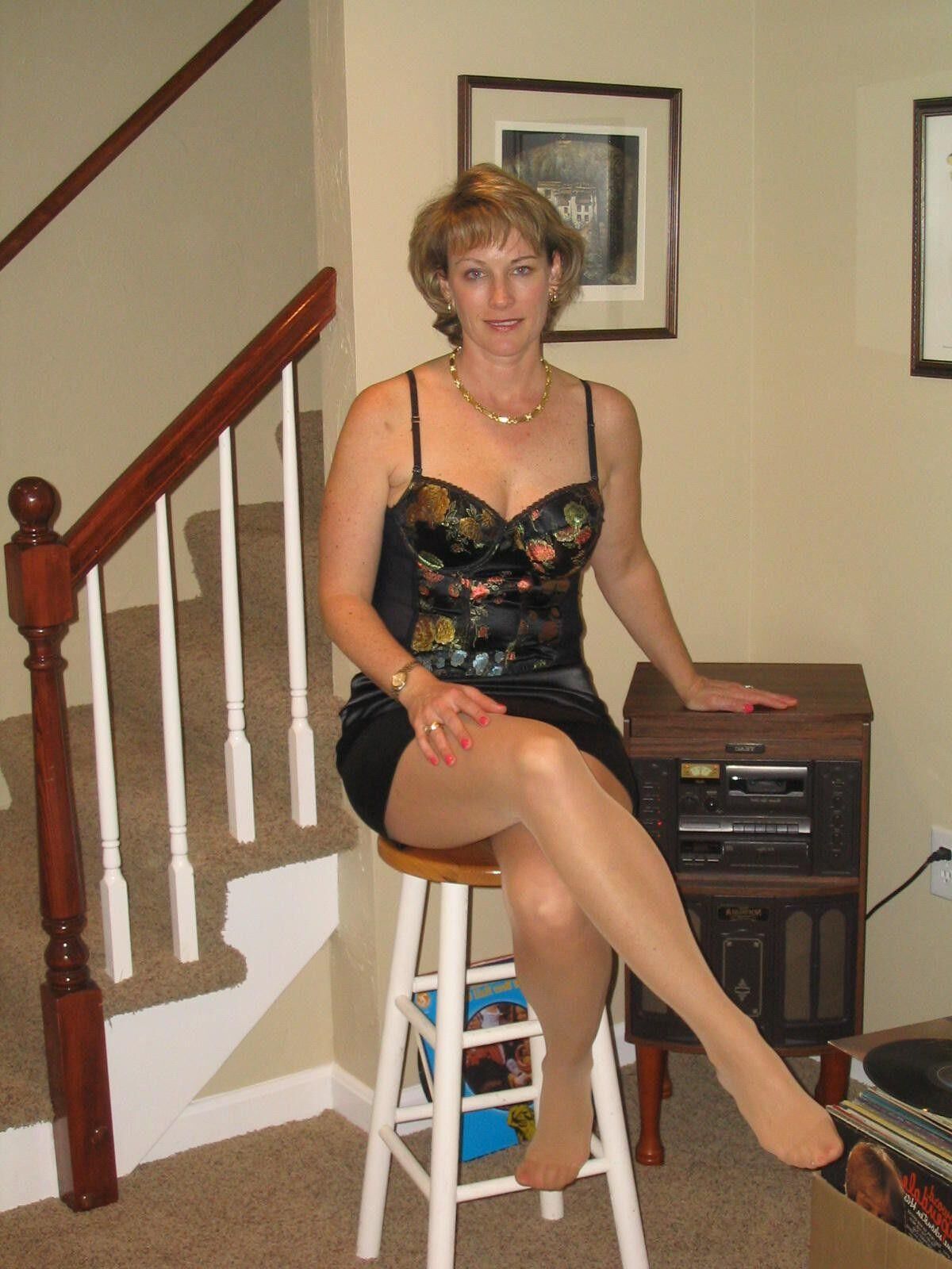Non Nude Matures and Grannie 