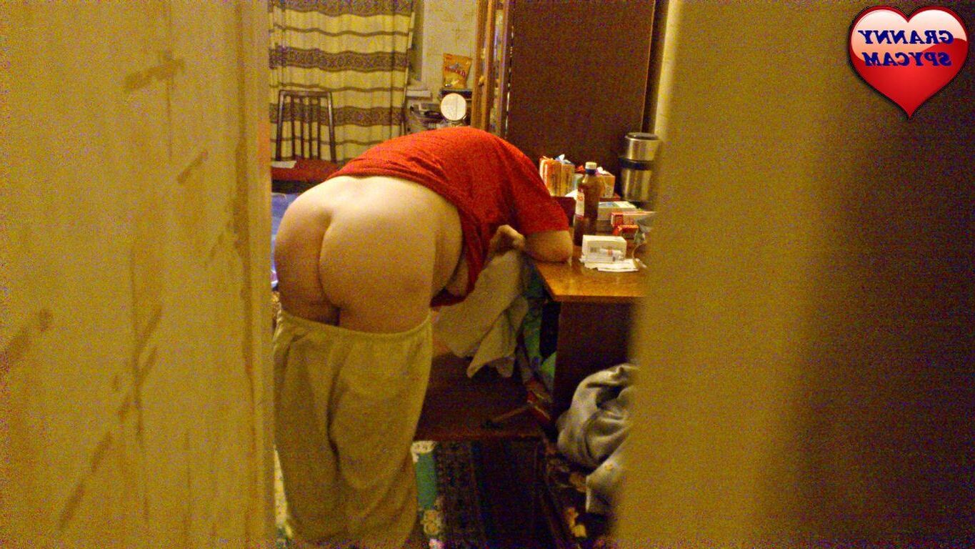 GRANNY SPYCAM 