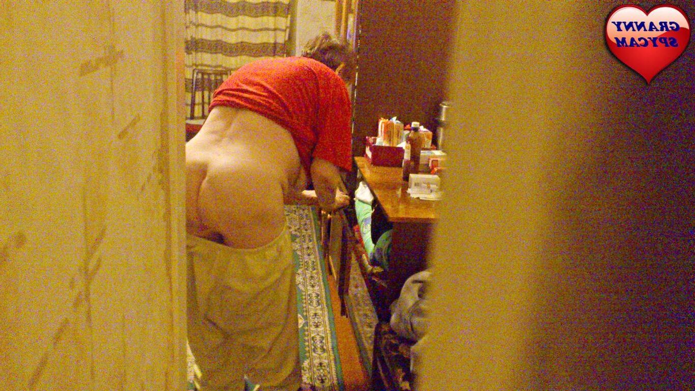 GRANNY SPYCAM 