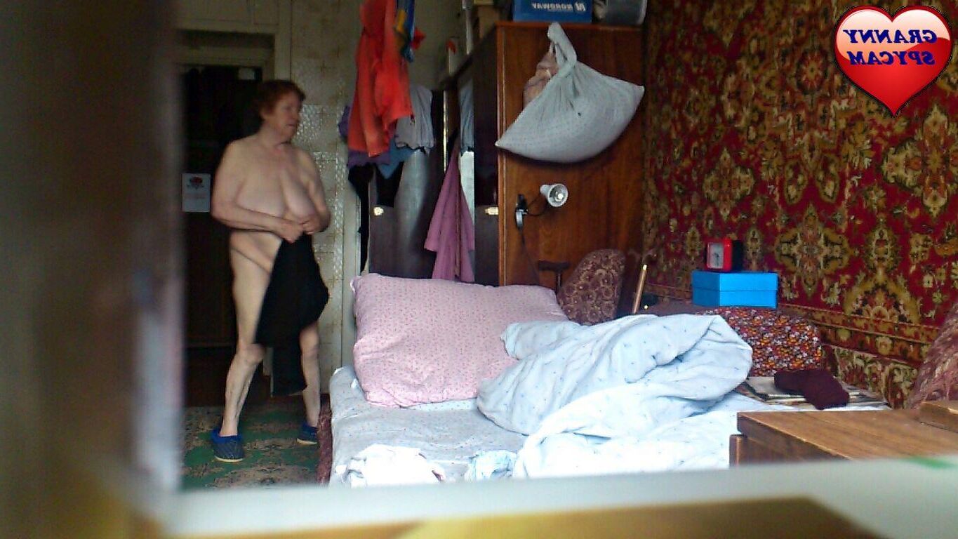 GRANNY SPYCAM 
