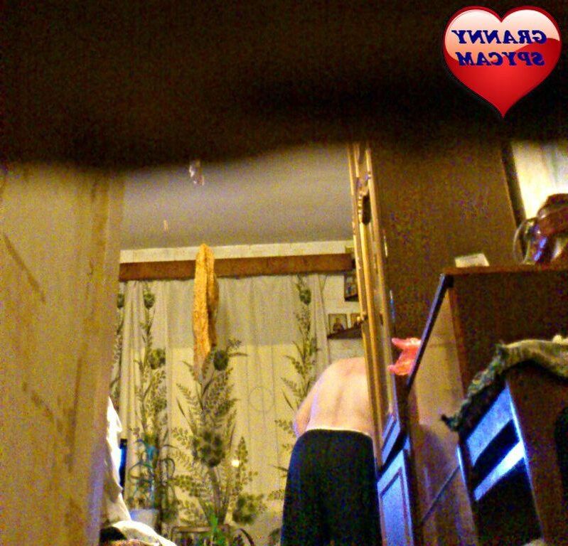 GRANNY SPYCAM 