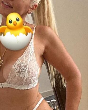 Turkish Busty Milf Meydan