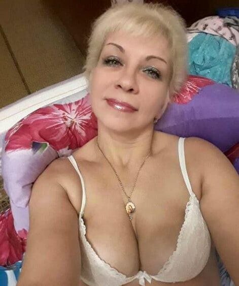 Blonde Russian mature Irina from town Kirovskye