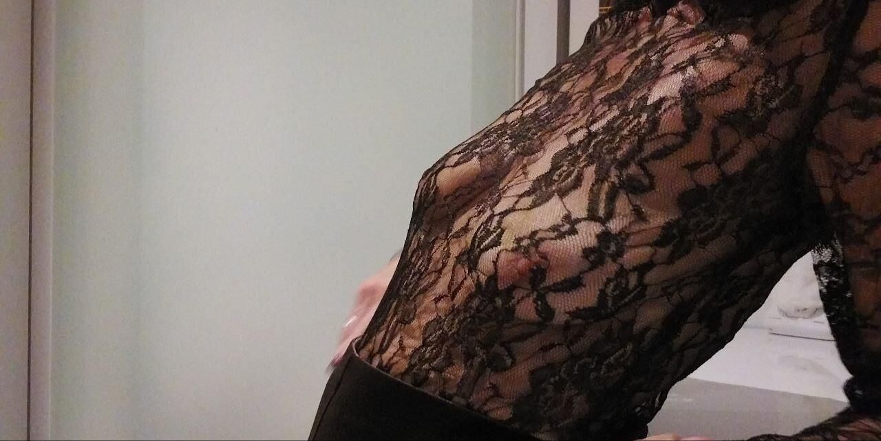 Skinny German Granny In Lingerie From Frankfurt Exposed