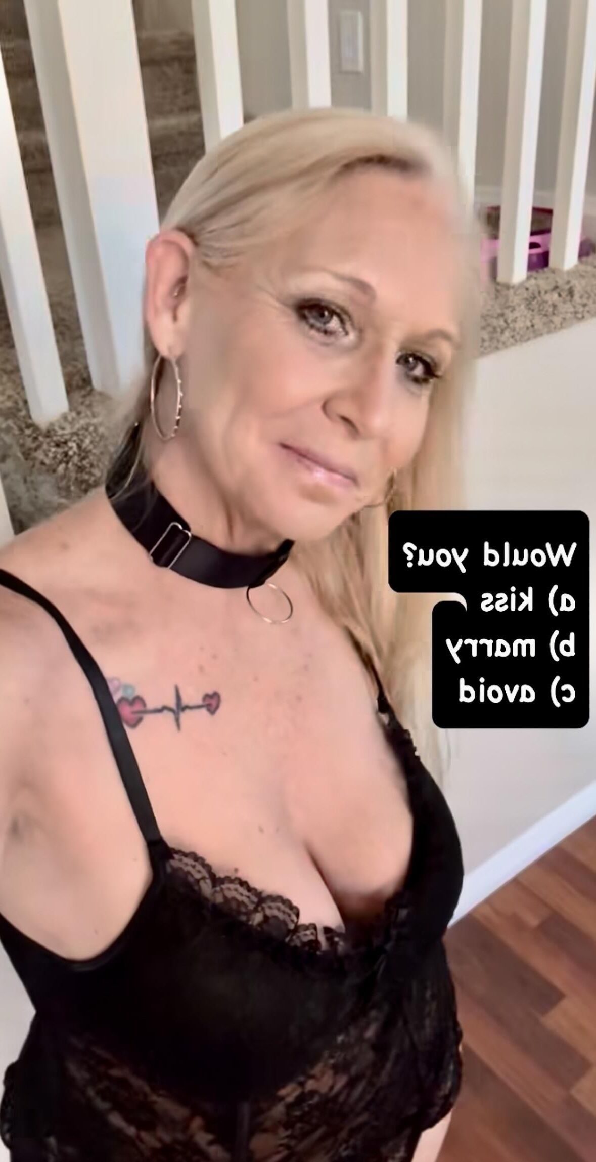 Sydney Sexy Curvy Big Boobs Blonde Mature Mixed Hot Shots