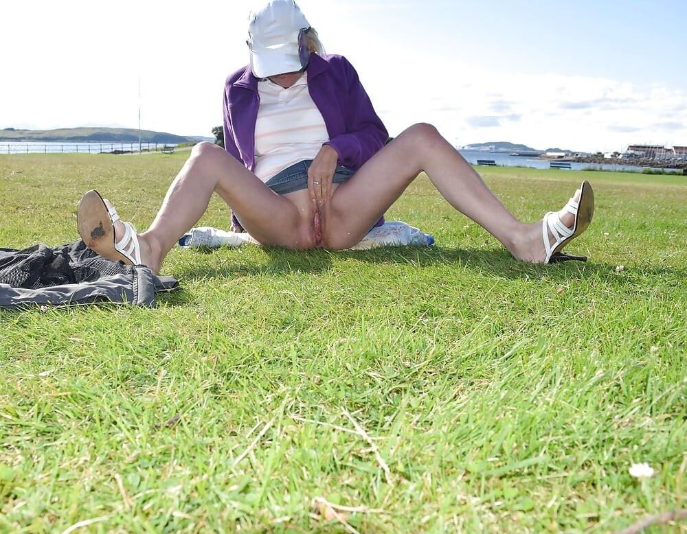 Upskirt