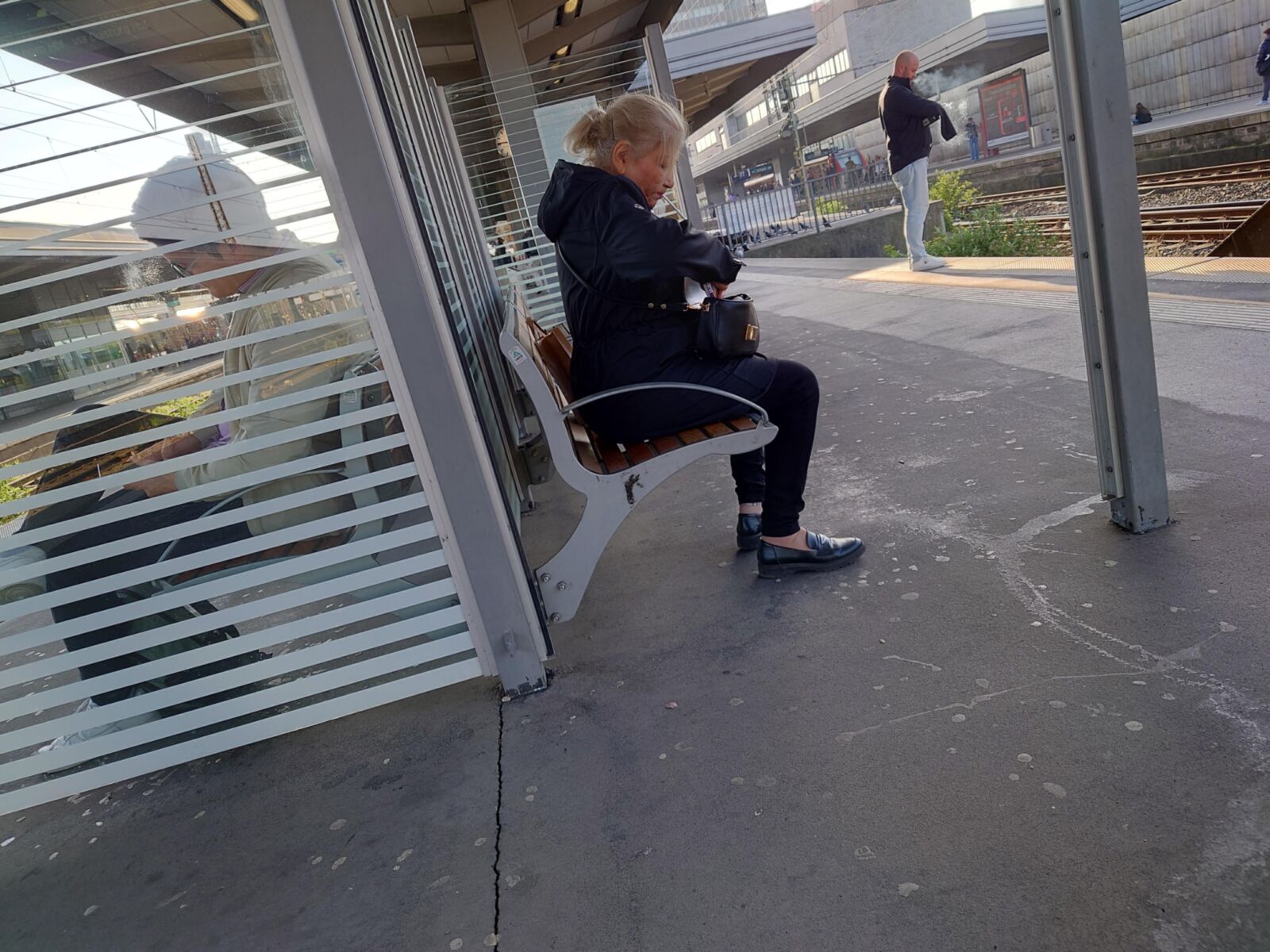 Sie ist Rauch, sie ist verknallt, sie schadet sich aus