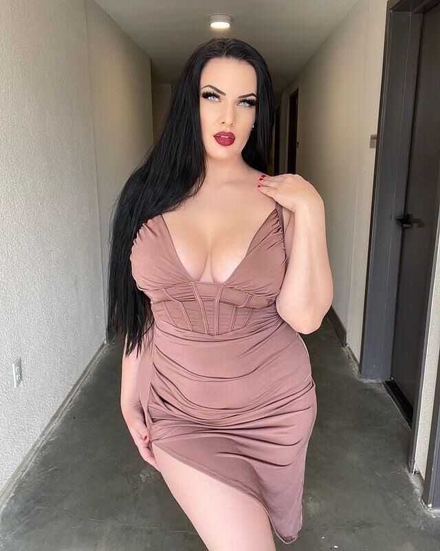 Raven Big Butt Big Tits Beauty BrunetteMilf Mixed Hot Shots