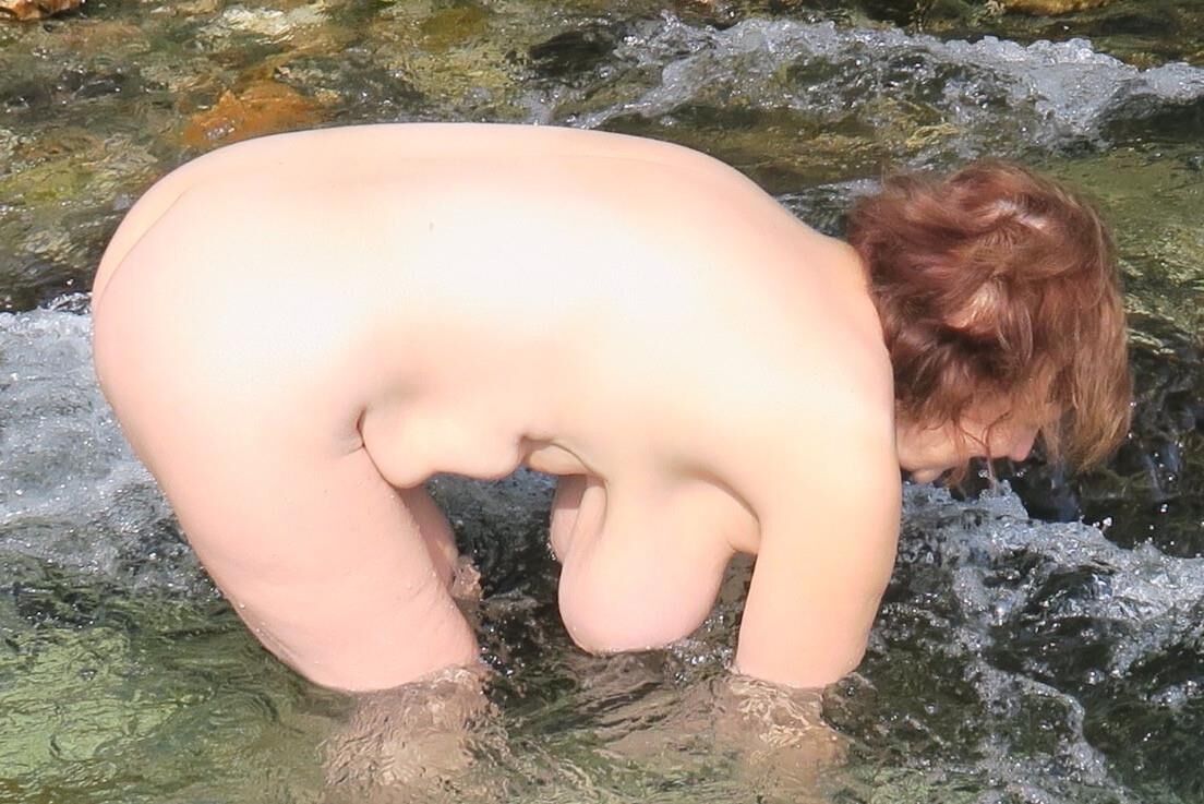 Mitoo: big saggy tits big ass
