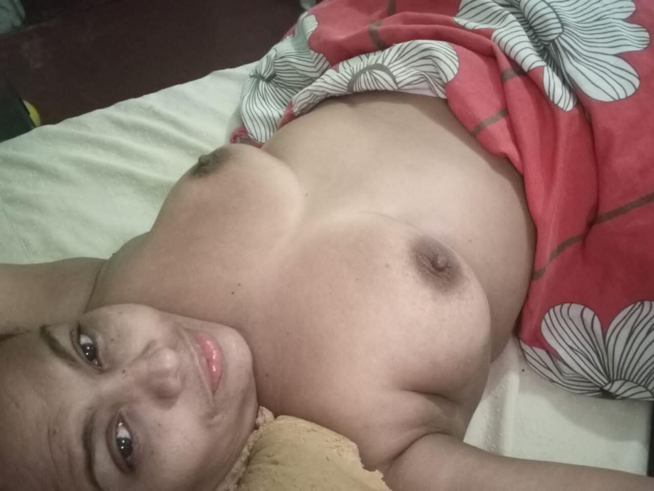 Rosieineid
