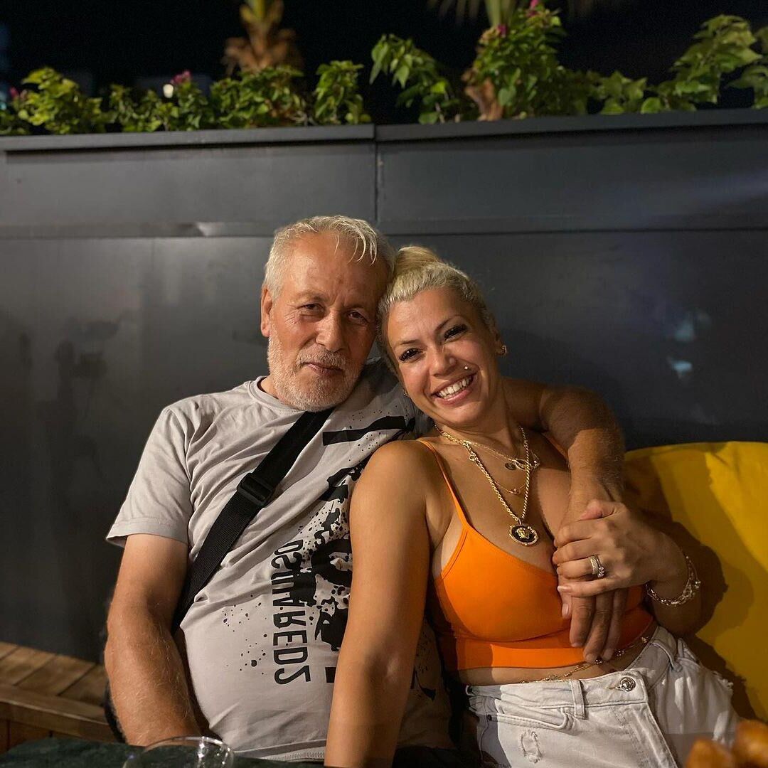 Turkish Busty Milf Meydan