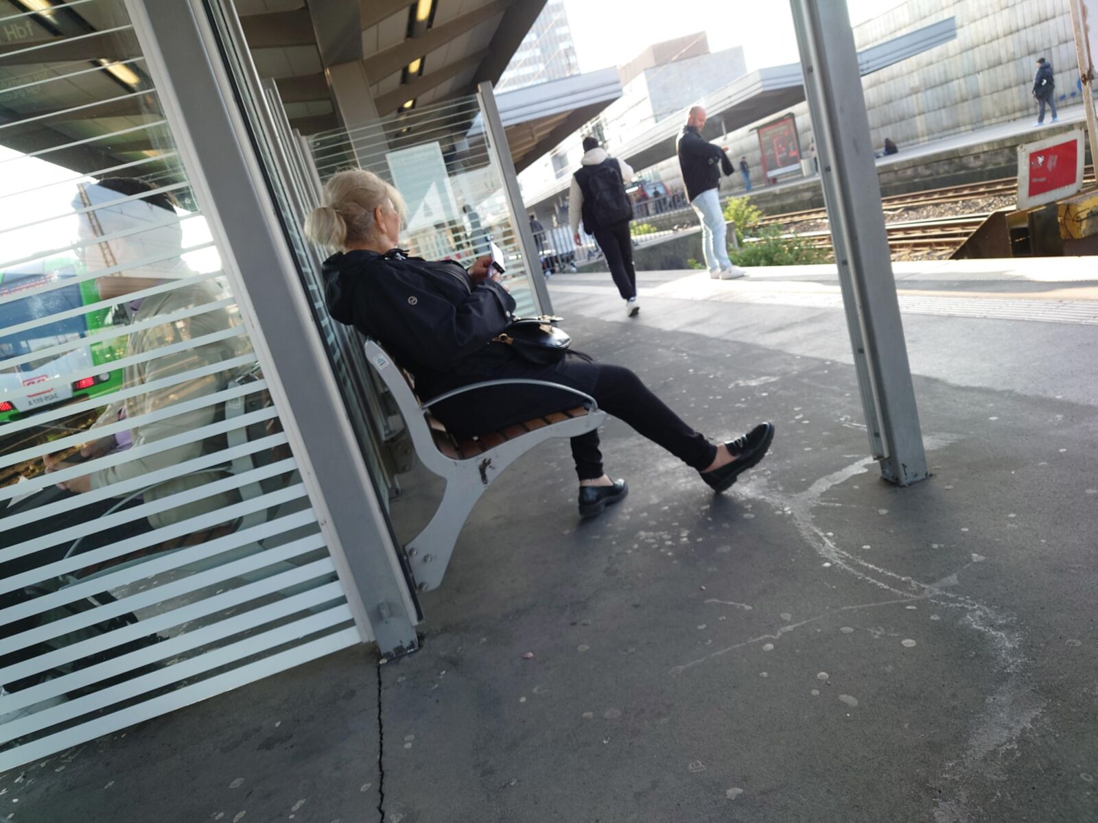 Sie ist Rauch, sie ist verknallt, sie schadet sich aus