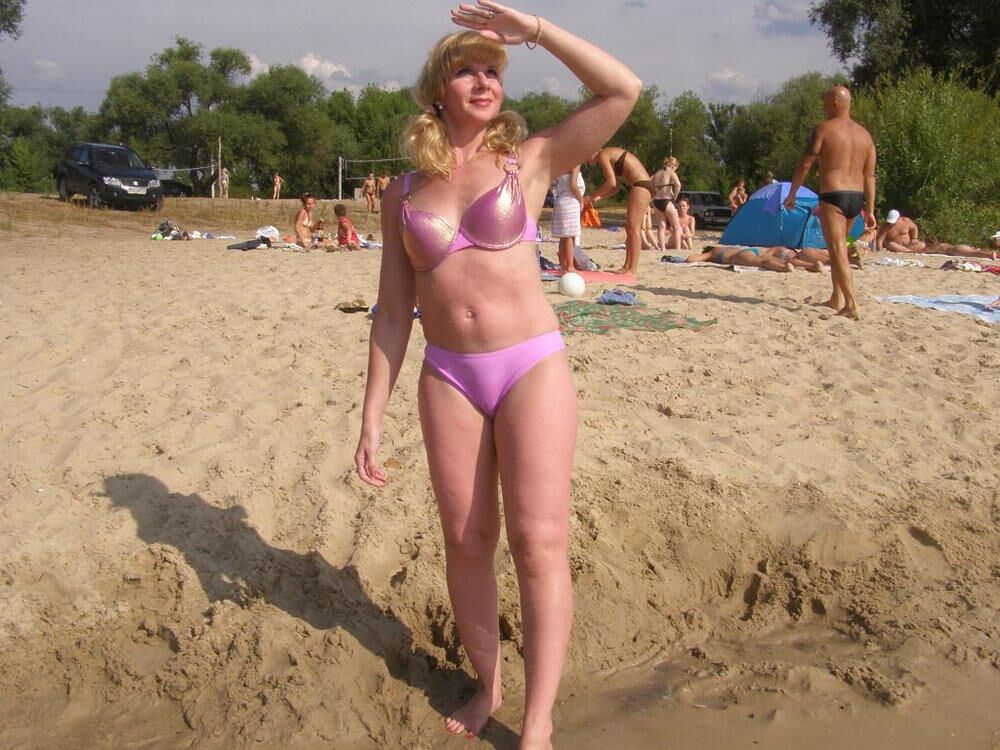 Созревание и бабушки в купальниках