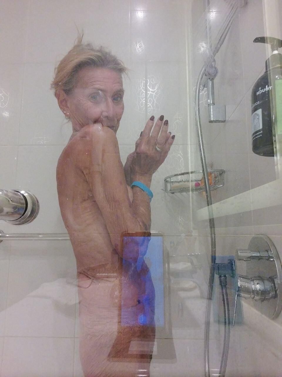 Skinny German Granny In Lingerie From Frankfurt Exposed