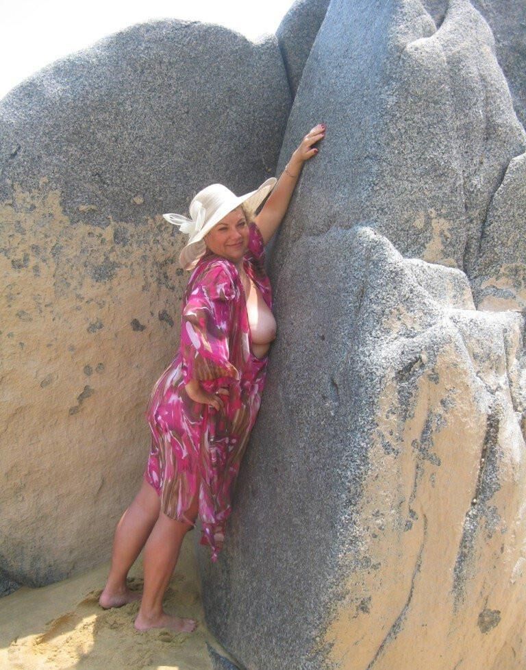 Holiday fun for older bbw