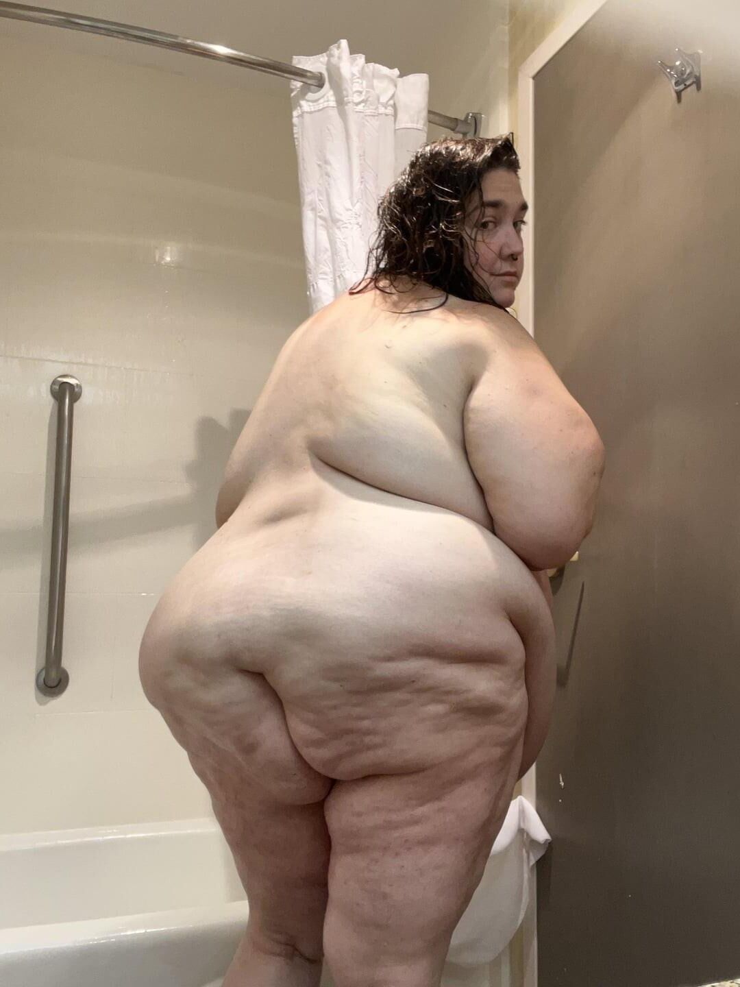 Cellulite asses and thighs ()