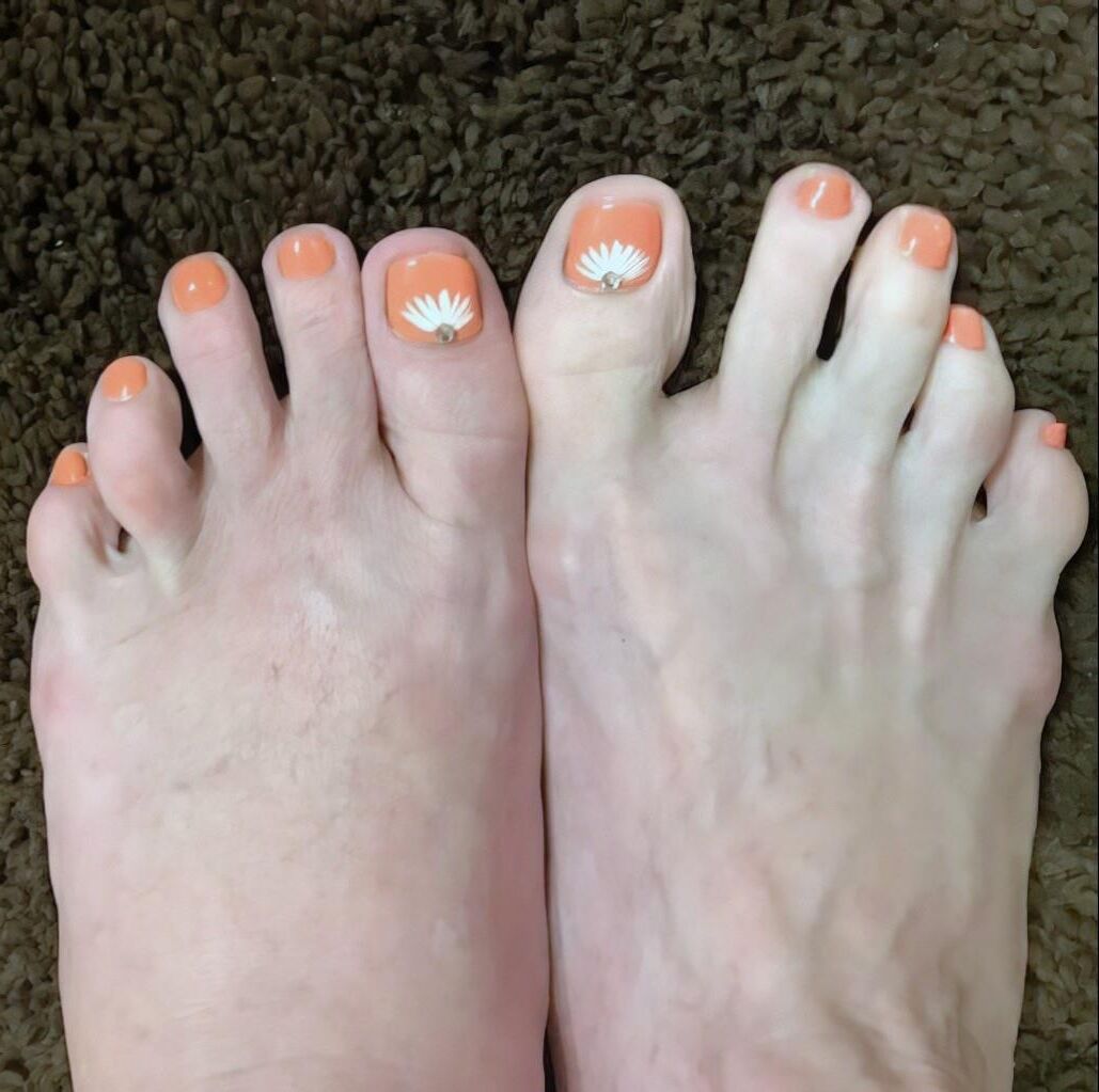 Bbw feet