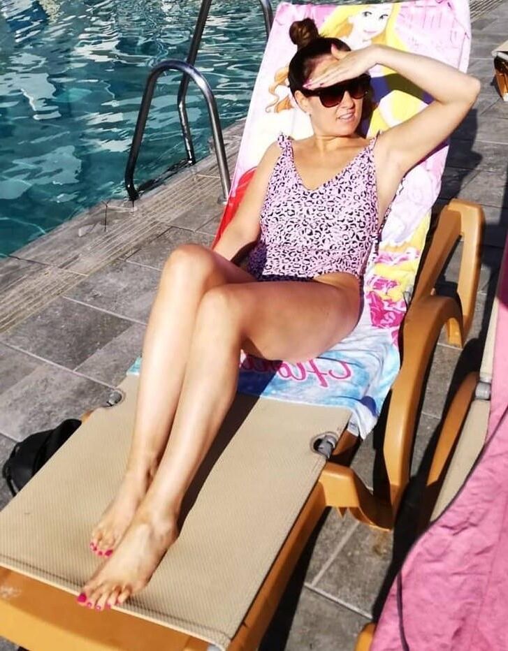 Siobhan trashy classless yr old chav MILF CUM DUMPSTER