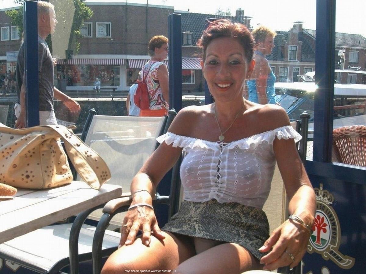 Granny Milf see throut 