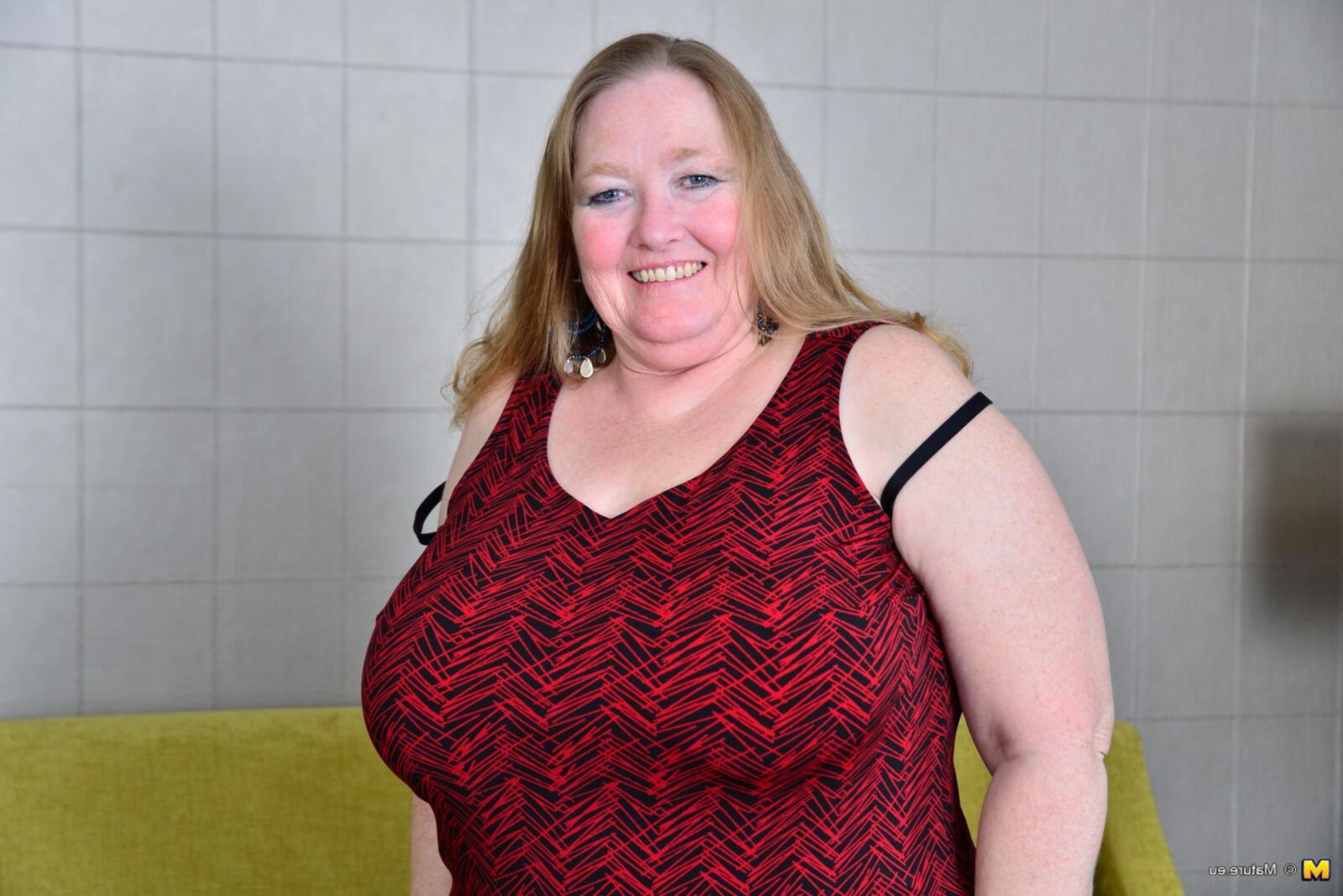 Big and Beautiful Linzi