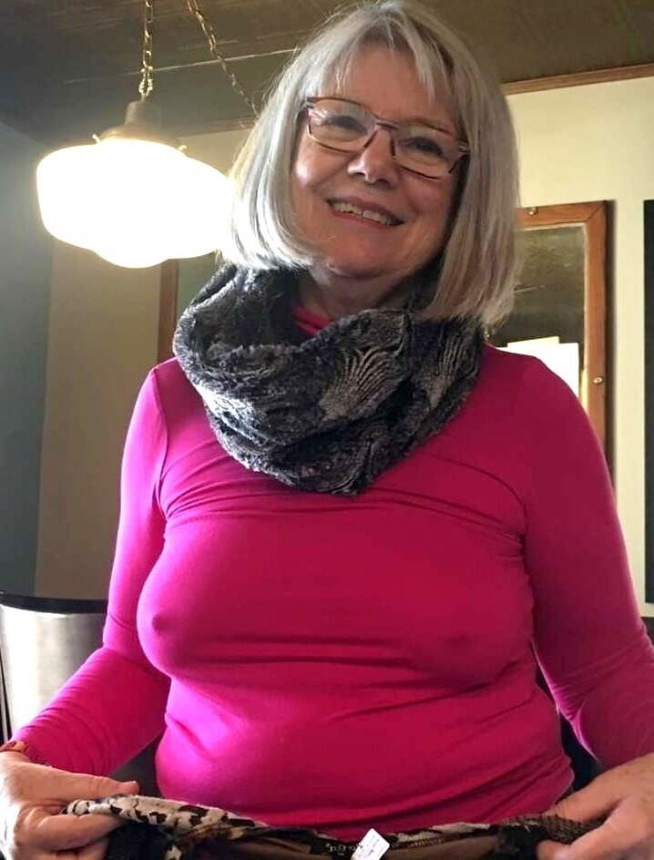 Granny Milf see throut 