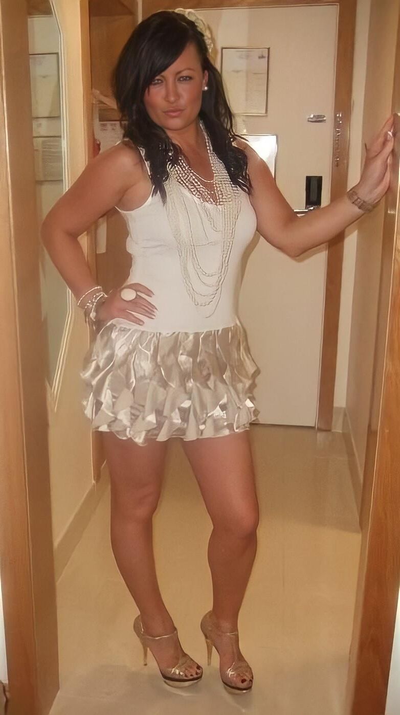 Siobhan trashy classless yr old chav MILF CUM DUMPSTER