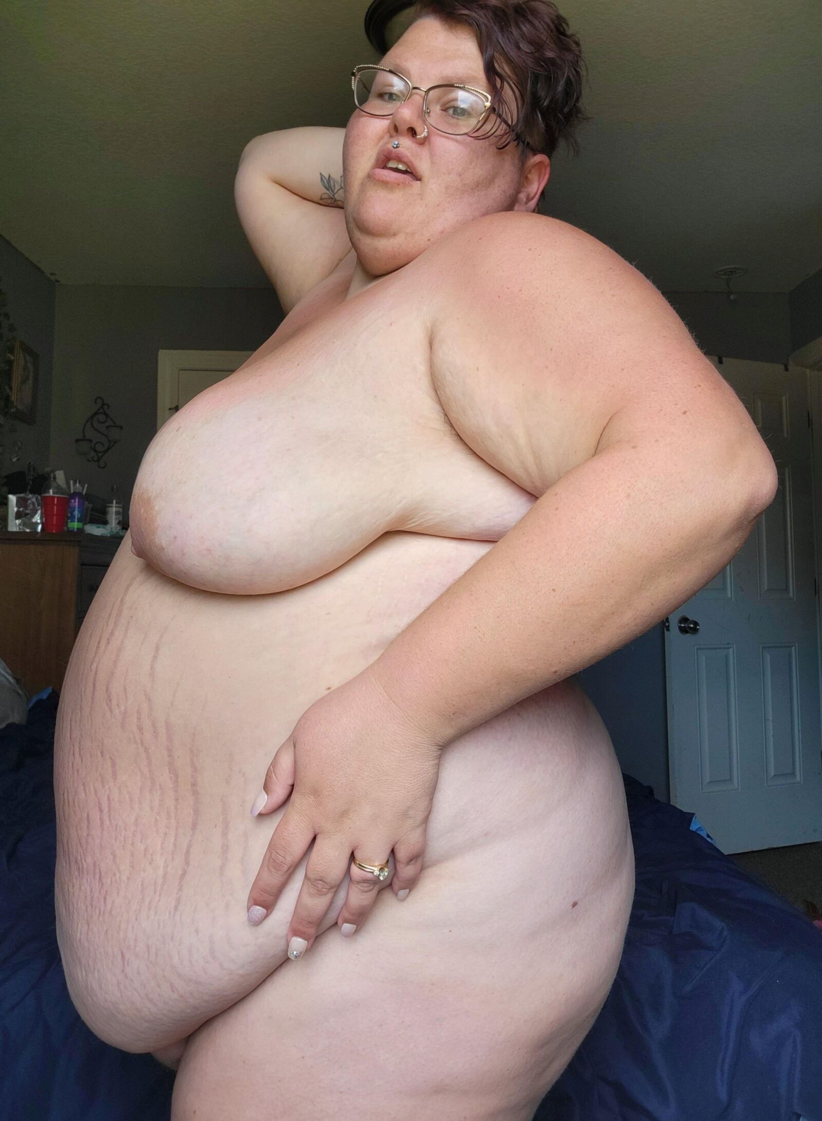 Chubby And BBW Amateurs 