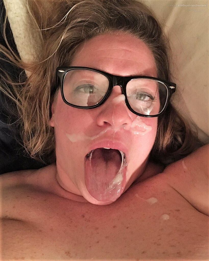 Milfs and mothers 