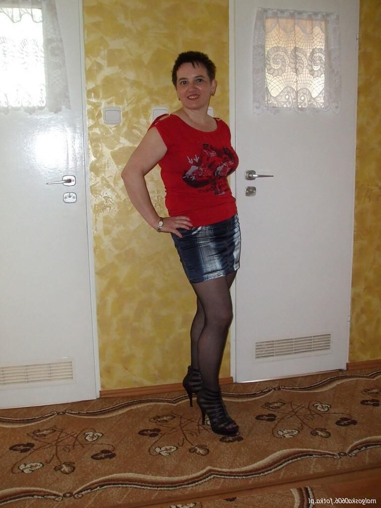 Amateur clothed milf, gilf collection