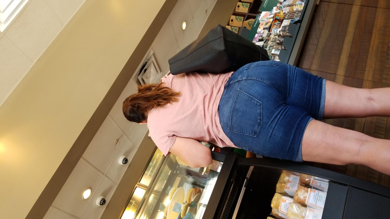 Bbl ass mom Voyeur