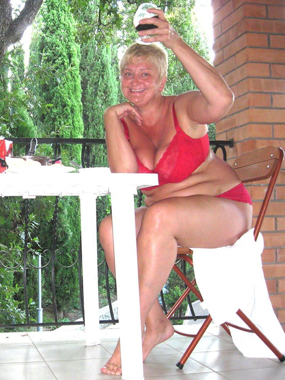Posando en rojo