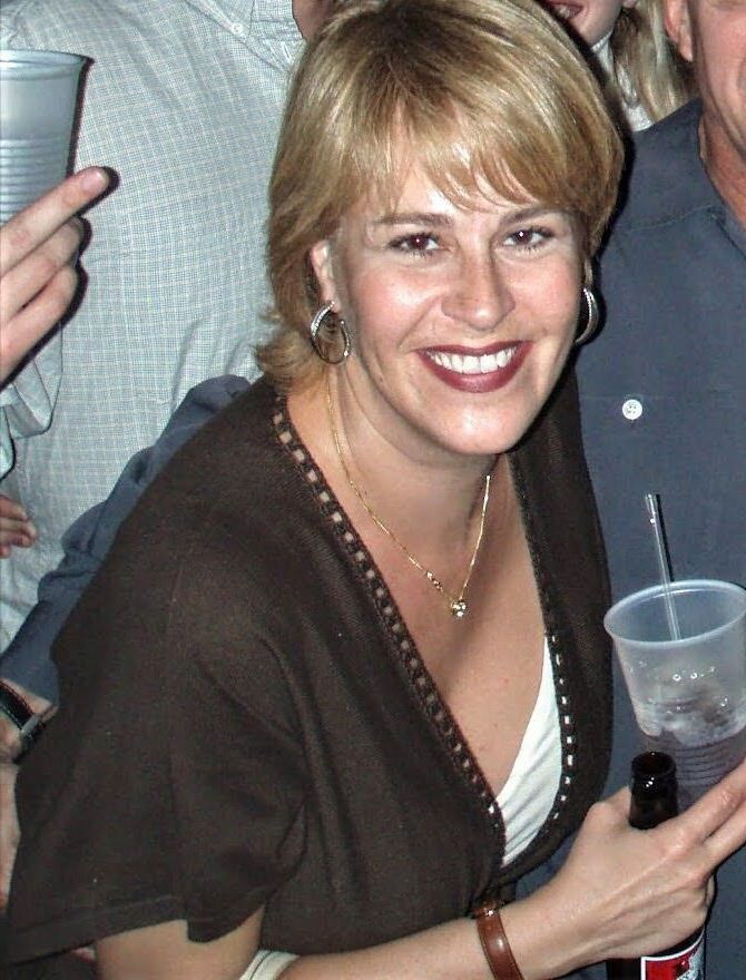 La esposa de su amigo Steve, Kerri PT, de su amigo Steve