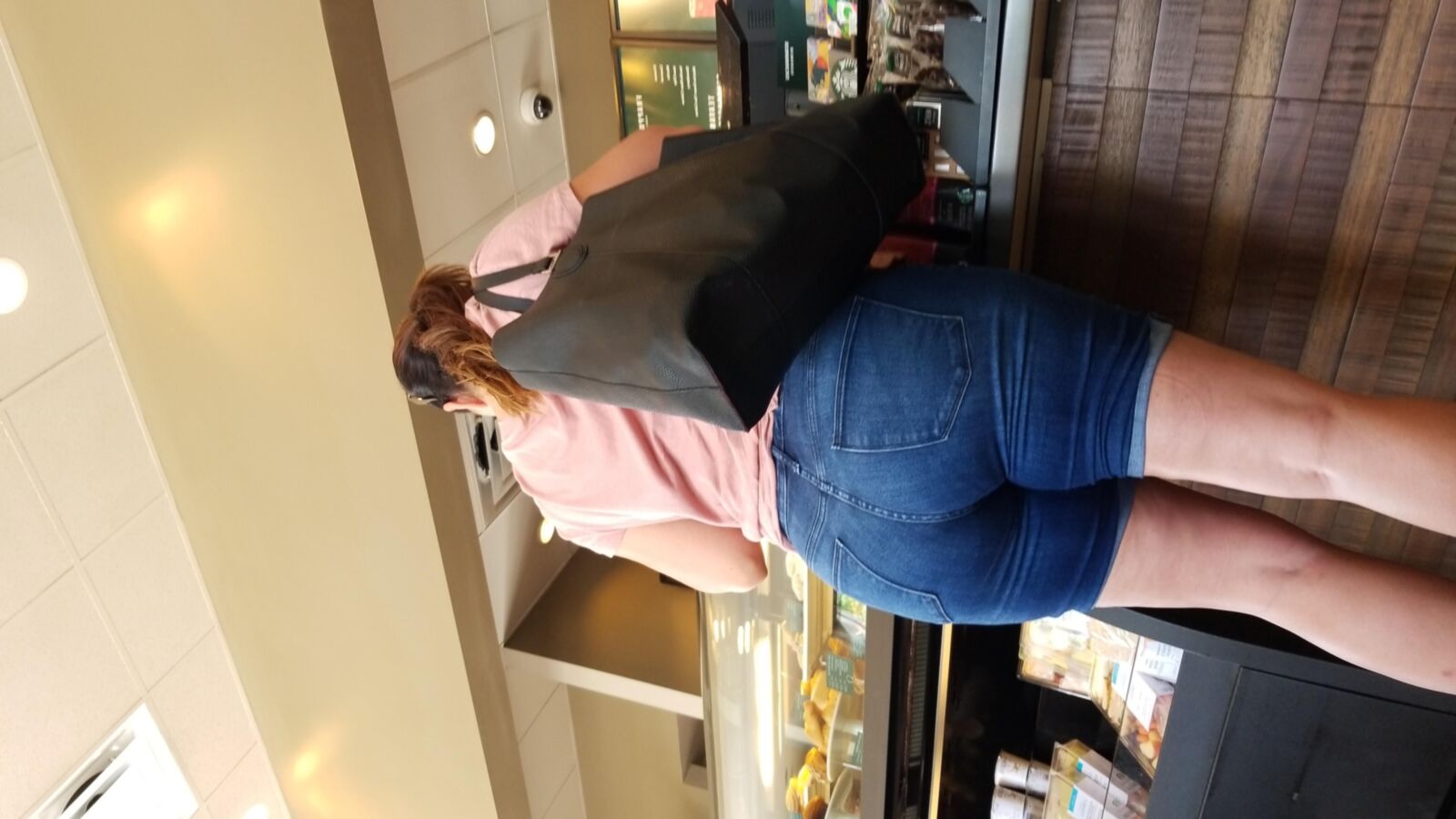 Bbl ass mom Voyeur
