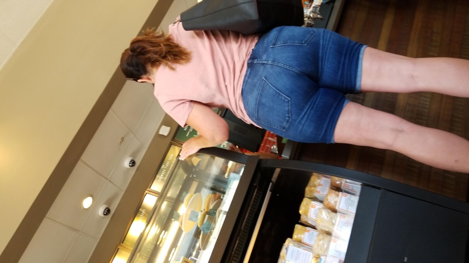 Bbl ass mom Voyeur