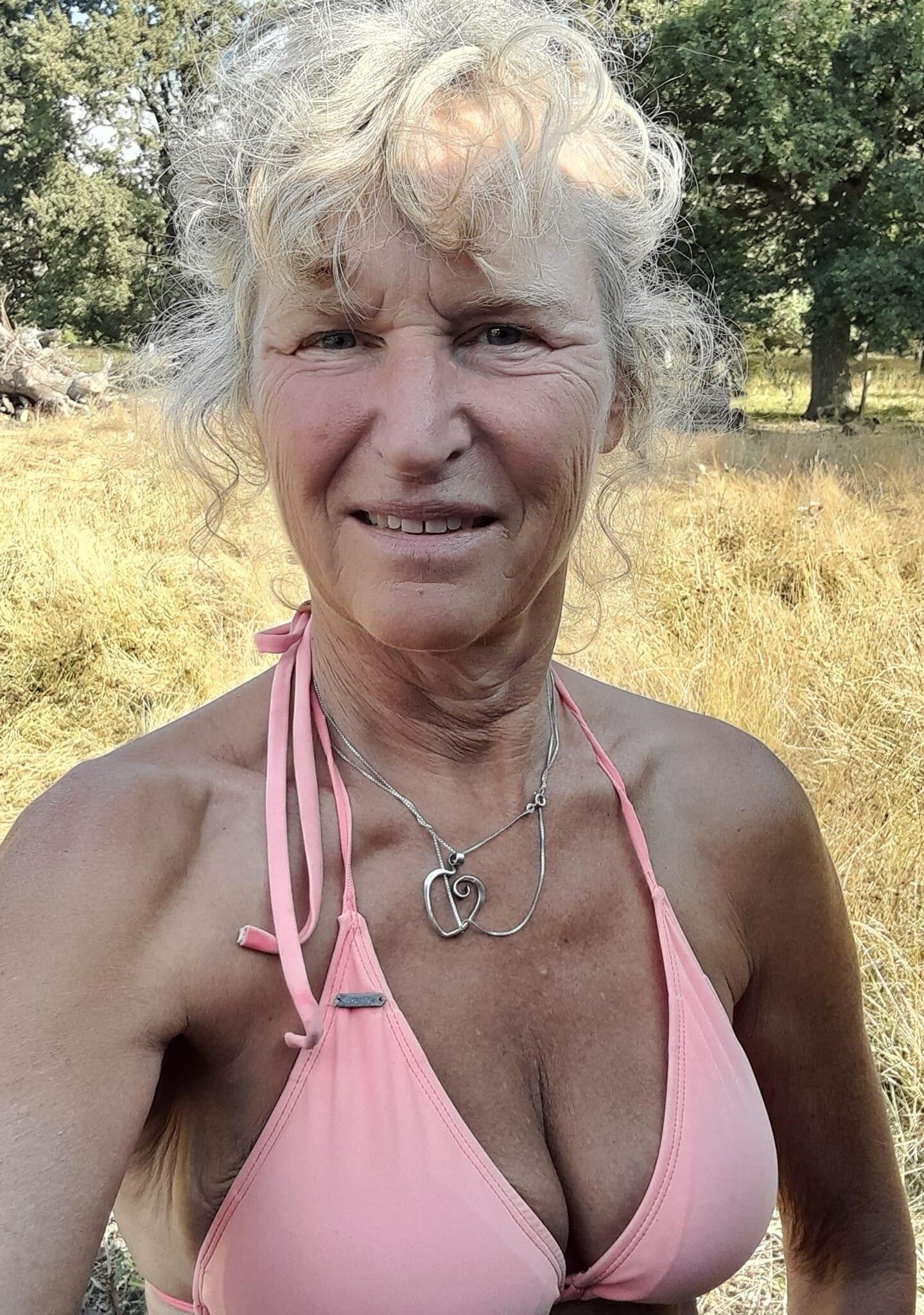 Abuelas bikini