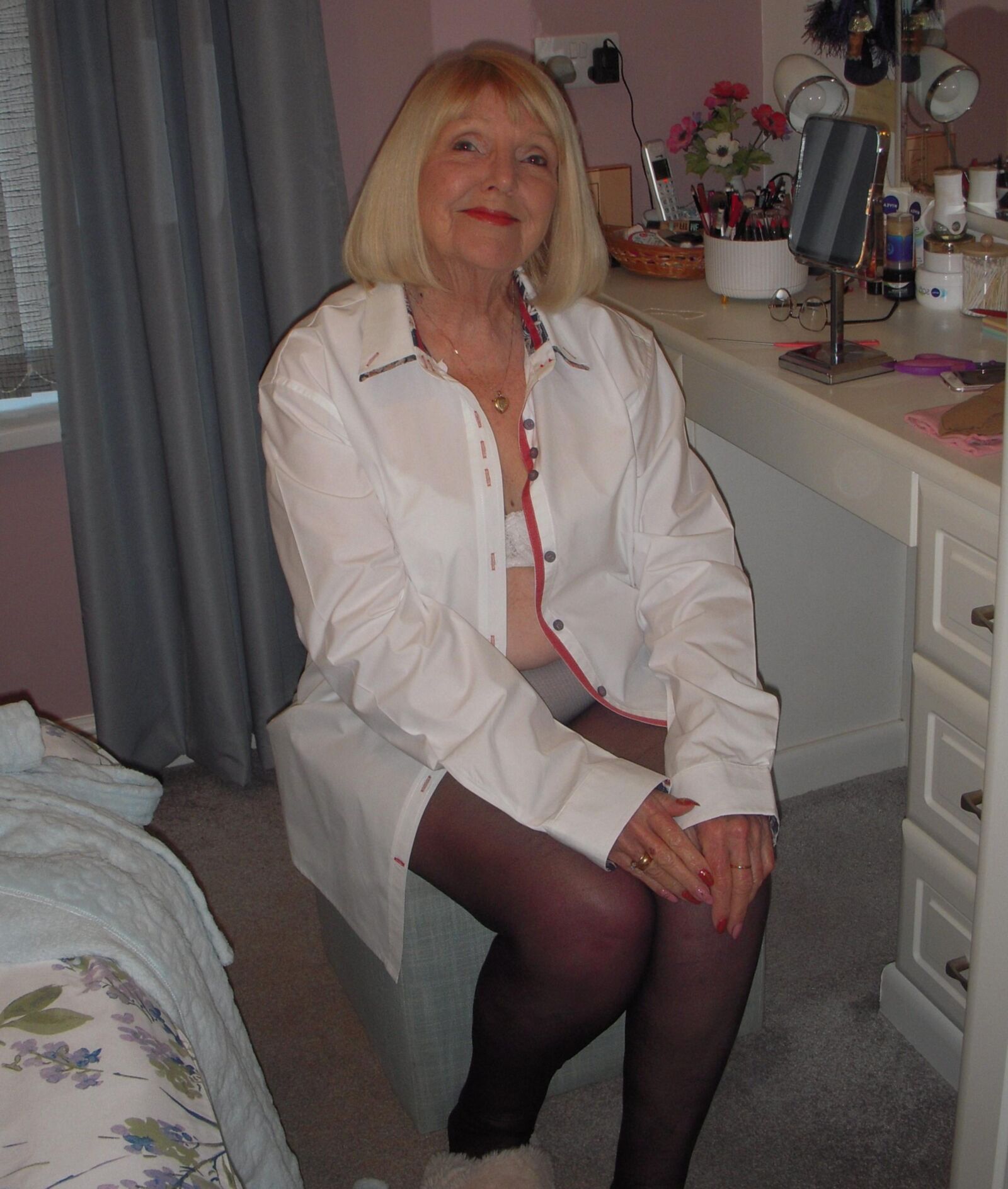 Star Classic Brit Granny